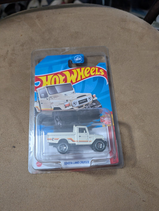 Toyota Land Cruiser – Then and Now 2/10 (2024 Treasure Hunt)